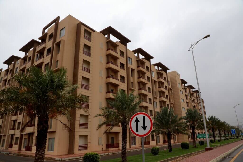 apartments for rent bahria town karachi
