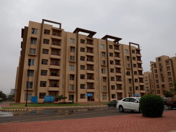 Bahria town karachi apartments for sale