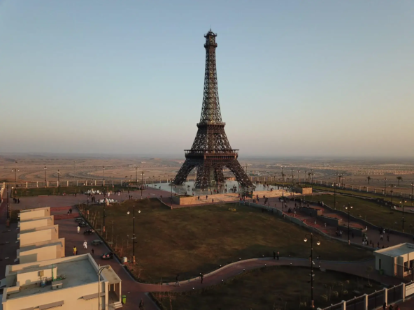 Eiffel tower bahria town karachi