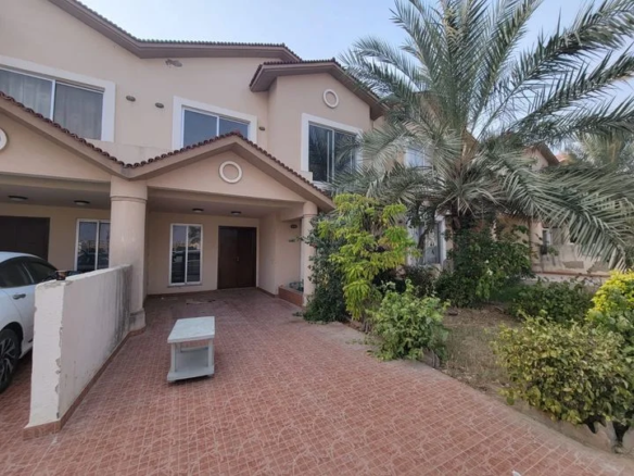 Iqbal villa 152 yards